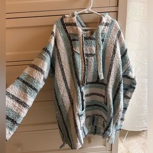 The perfect beach pull over